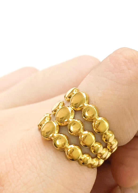 Three line ring