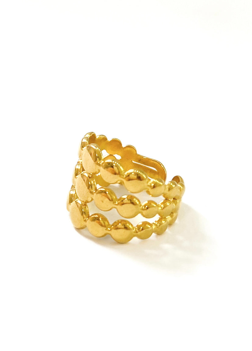 Three line ring